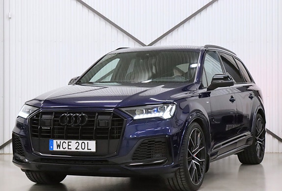 Audi Q7 4 of 5