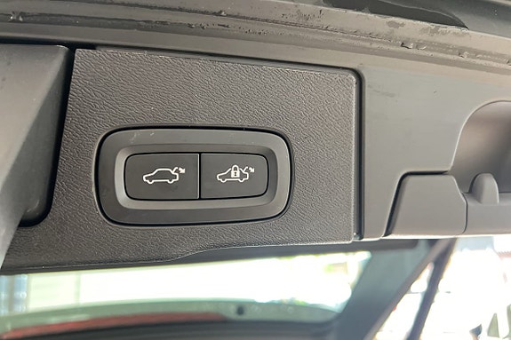 Volvo XC60 20 of 29