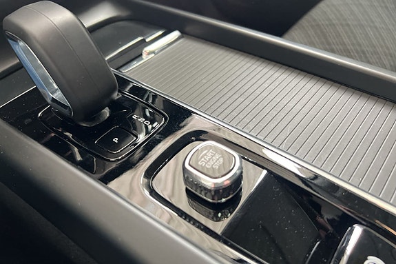 Volvo XC60 24 of 29