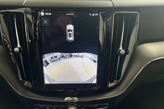 Volvo XC60 27 of 29