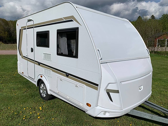 Weinsberg 390 QD CaraOne 2021 Dubbelbädd 2 of 5