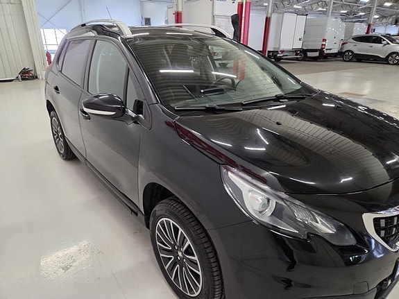 Peugeot 2008 3 of 5