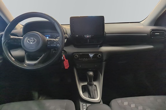 Toyota Yaris 9 of 11
