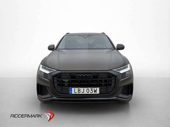 Audi Q8 2 of 5