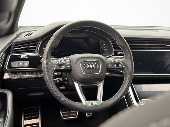 Audi Q8 16 of 30