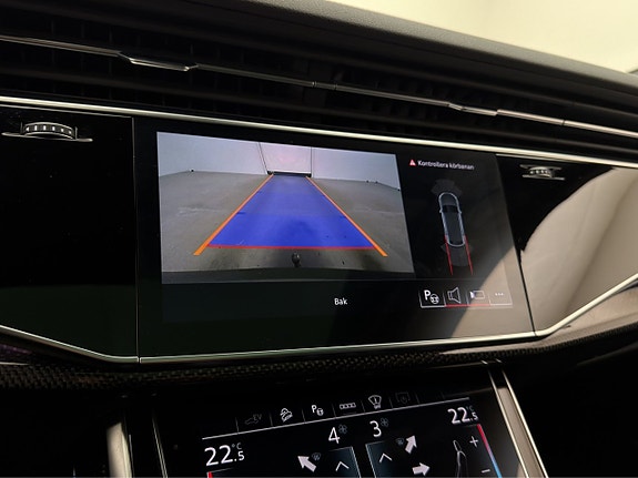 Audi Q8 17 of 30