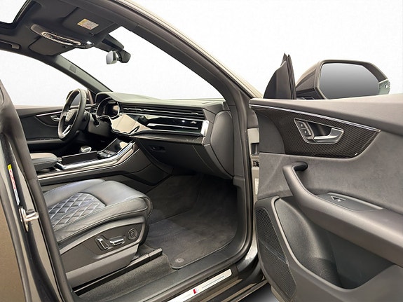 Audi Q8 25 of 30