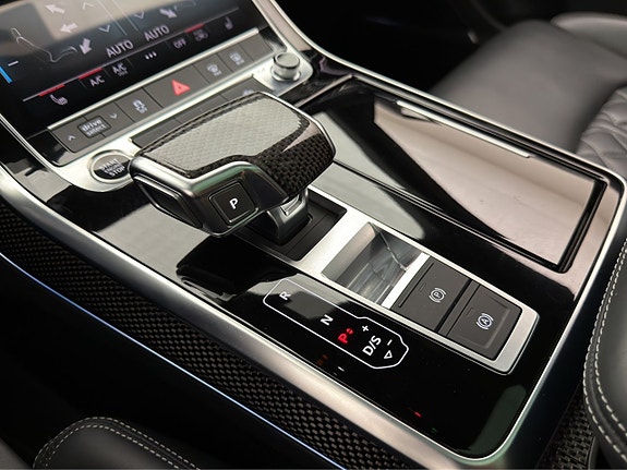Audi Q8 24 of 30