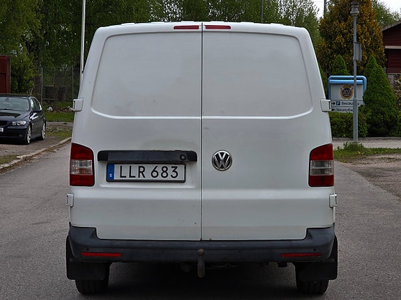 Volkswagen Transporter 4 of 5