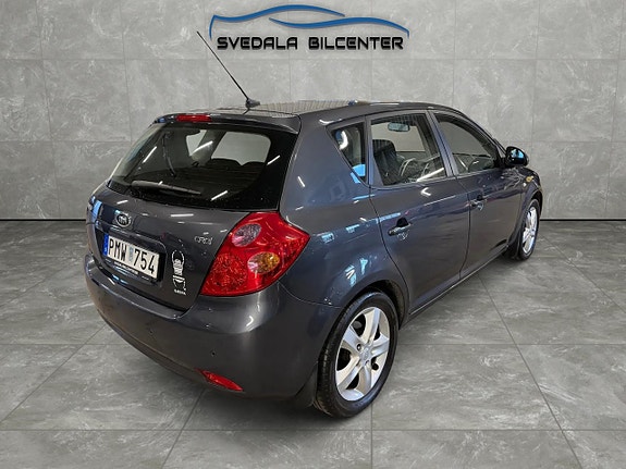 Kia Ceed 6 of 14