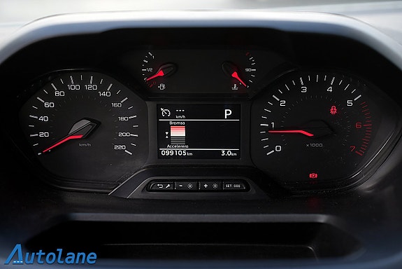 Peugeot Partner 10 of 15