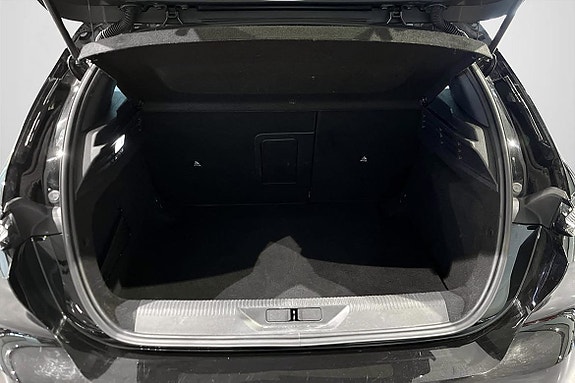 Peugeot 308 10 of 15