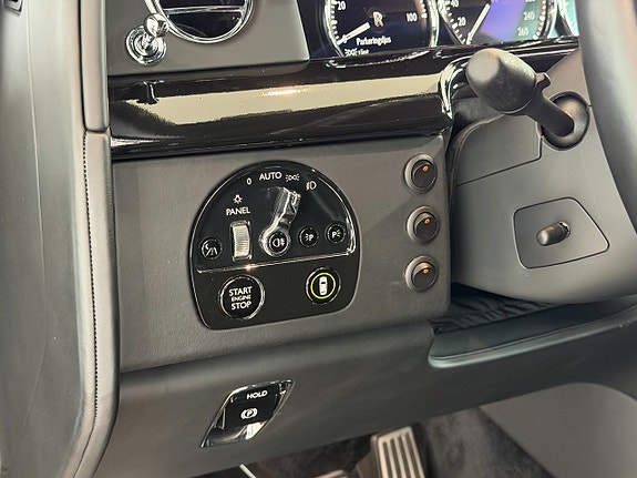 Rolls Royce Phantom 25 of 30