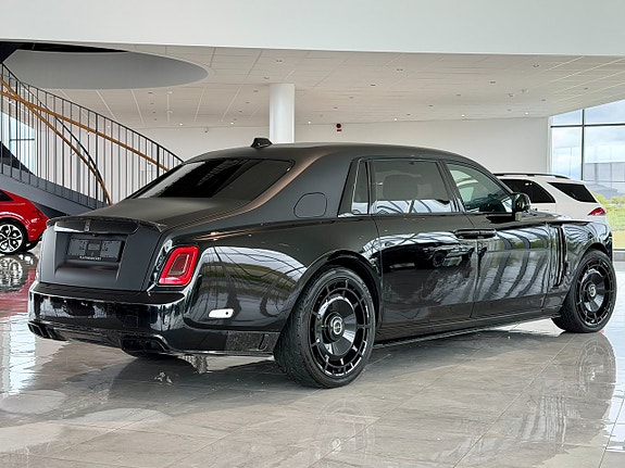 Rolls Royce Phantom 2 of 5