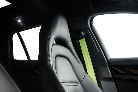 Porsche Panamera 4 23 of 27
