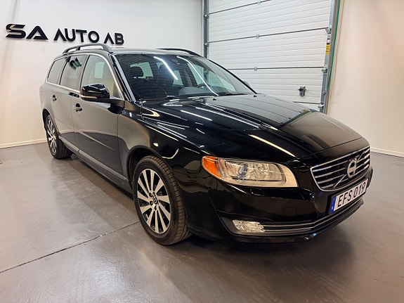 Volvo V70 2 of 19