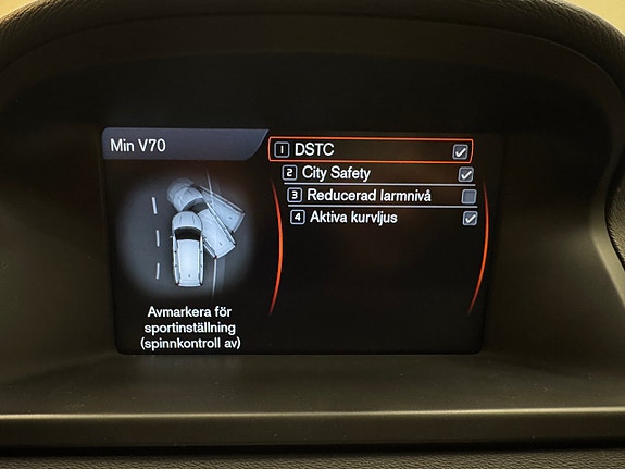 Volvo V70 14 of 19