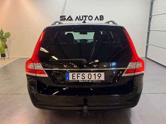 Volvo V70 8 of 19