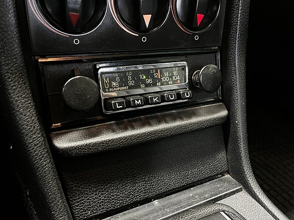 Mercedes-Benz 280 19 of 25