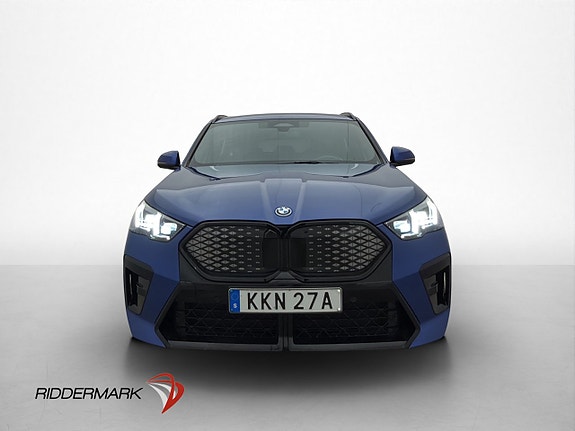 BMW iX2 3 of 5