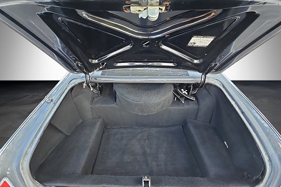 Lincoln Continental Mark III 10 of 10