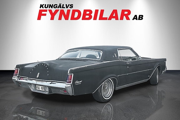 Lincoln Continental Mark III 4 of 5