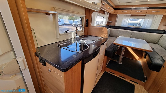 LMC I 650 Liberty Explorer 8 of 17