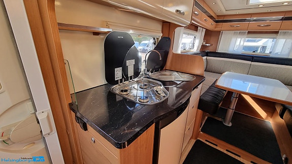 LMC I 650 Liberty Explorer 9 of 17