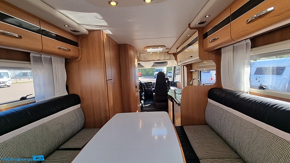 LMC I 650 Liberty Explorer 11 of 17