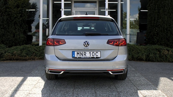 Volkswagen Passat 5 of 5