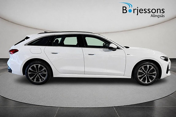 Audi A5 2 of 5