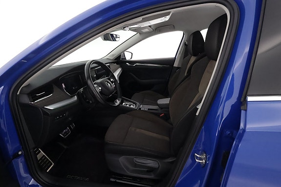 Skoda Octavia Scout 10 of 29
