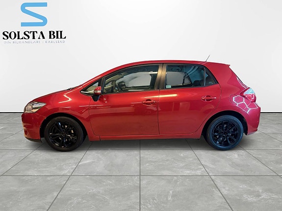 Toyota Auris 9 of 14