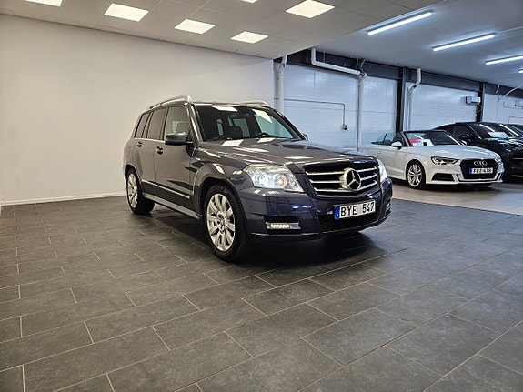 Mercedes-Benz GLK220 5 of 24