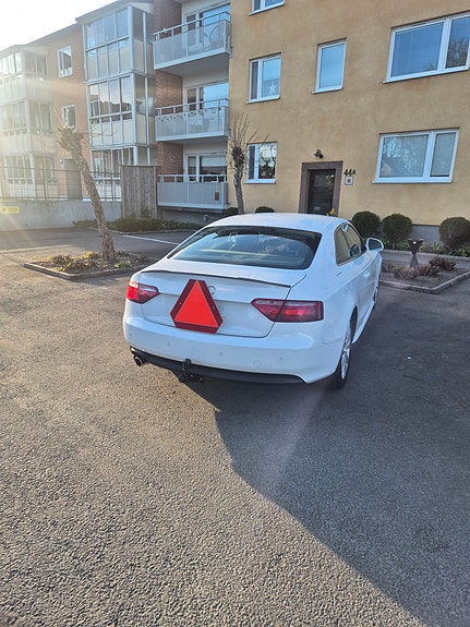 Audi A5 4 of 7