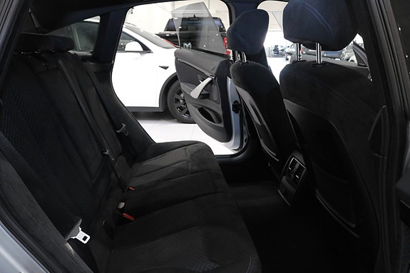 BMW 330d 17 of 30