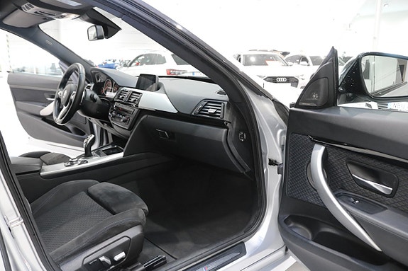 BMW 330d 12 of 30