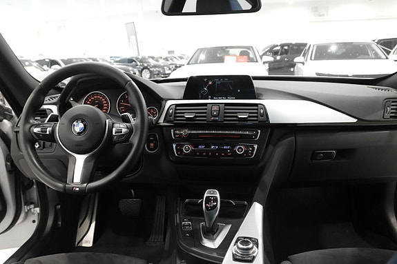 BMW 330d 13 of 30