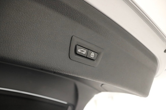 BMW 330d 19 of 30