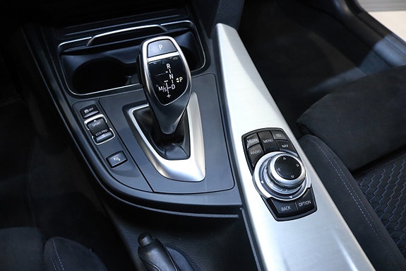 BMW 330d 22 of 30
