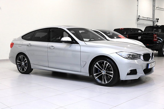 BMW 330d 2 of 5