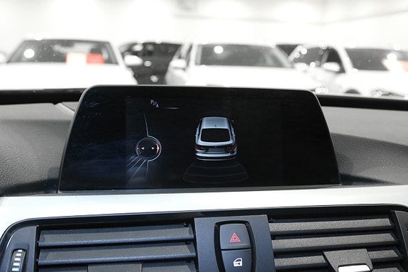 BMW 330d 24 of 30