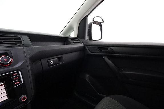 Volkswagen Caddy Maxi 20 of 22