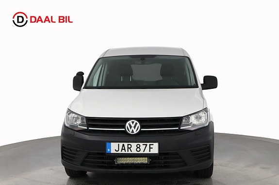 Volkswagen Caddy Maxi 2 of 5