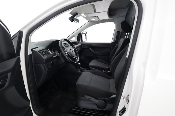 Volkswagen Caddy Maxi 10 of 22