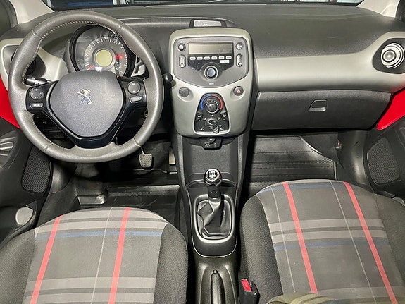 Peugeot 108 13 of 14