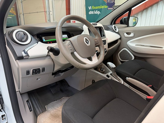 Renault Zoe 10 of 18
