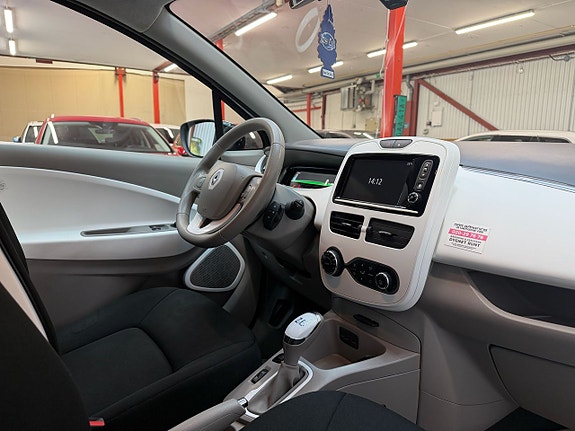 Renault Zoe 16 of 18