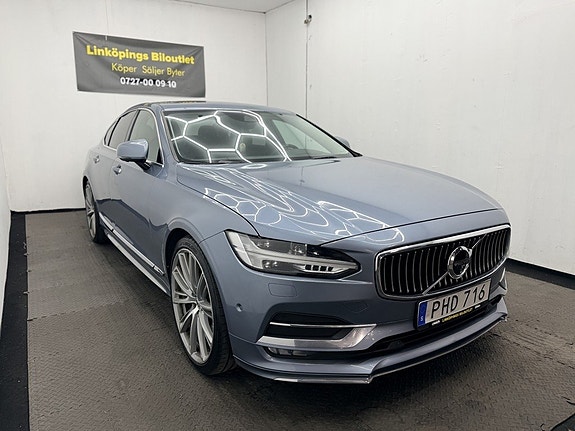 Volvo S90 2 of 25