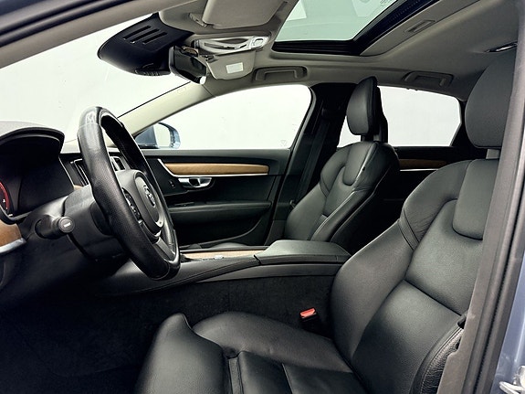 Volvo S90 19 of 25